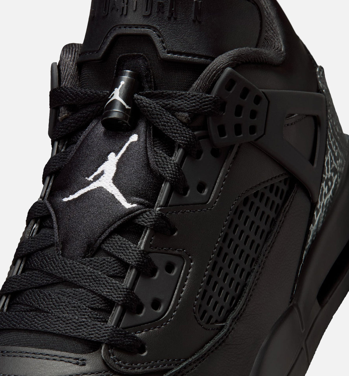 Jordan Spizike Low Men's Basketball Shoes - Black/Metallic Silver